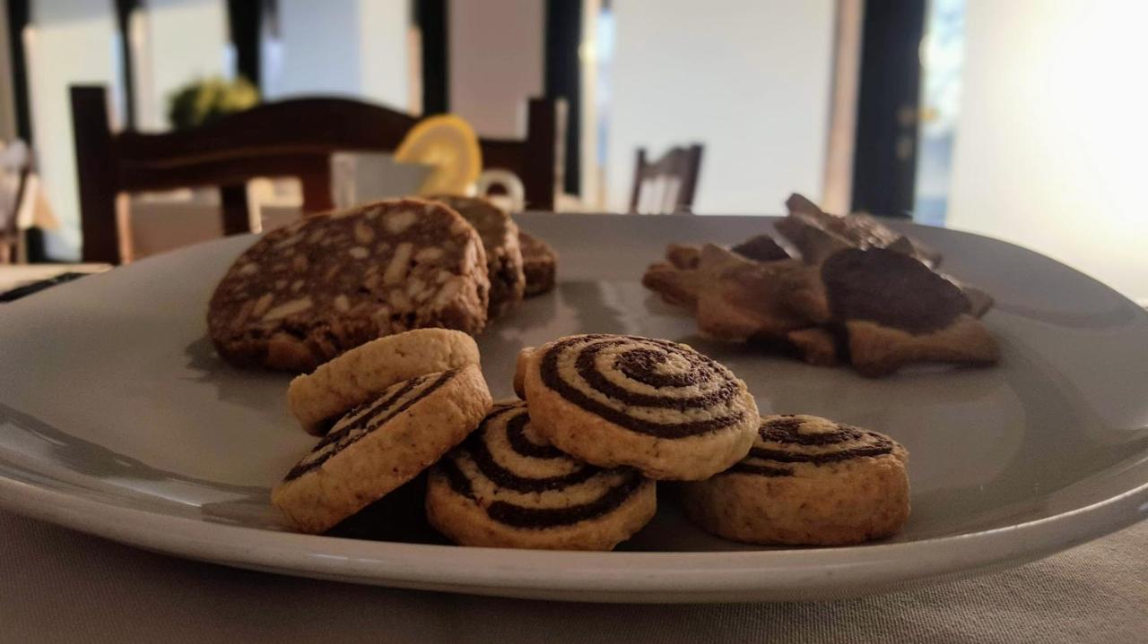 רובאנו Agriturismo Borgo Borromeo מראה חיצוני תמונה